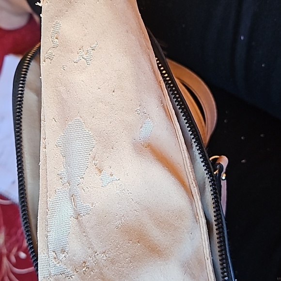 Sam & Hadley Mauve Pink studded shoulder Bag Tassel gold hardware pre-loved - Picture 14 of 16